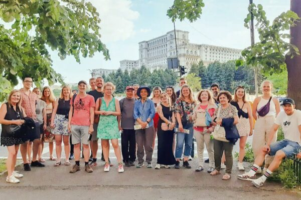 tour gratuito en español 2025