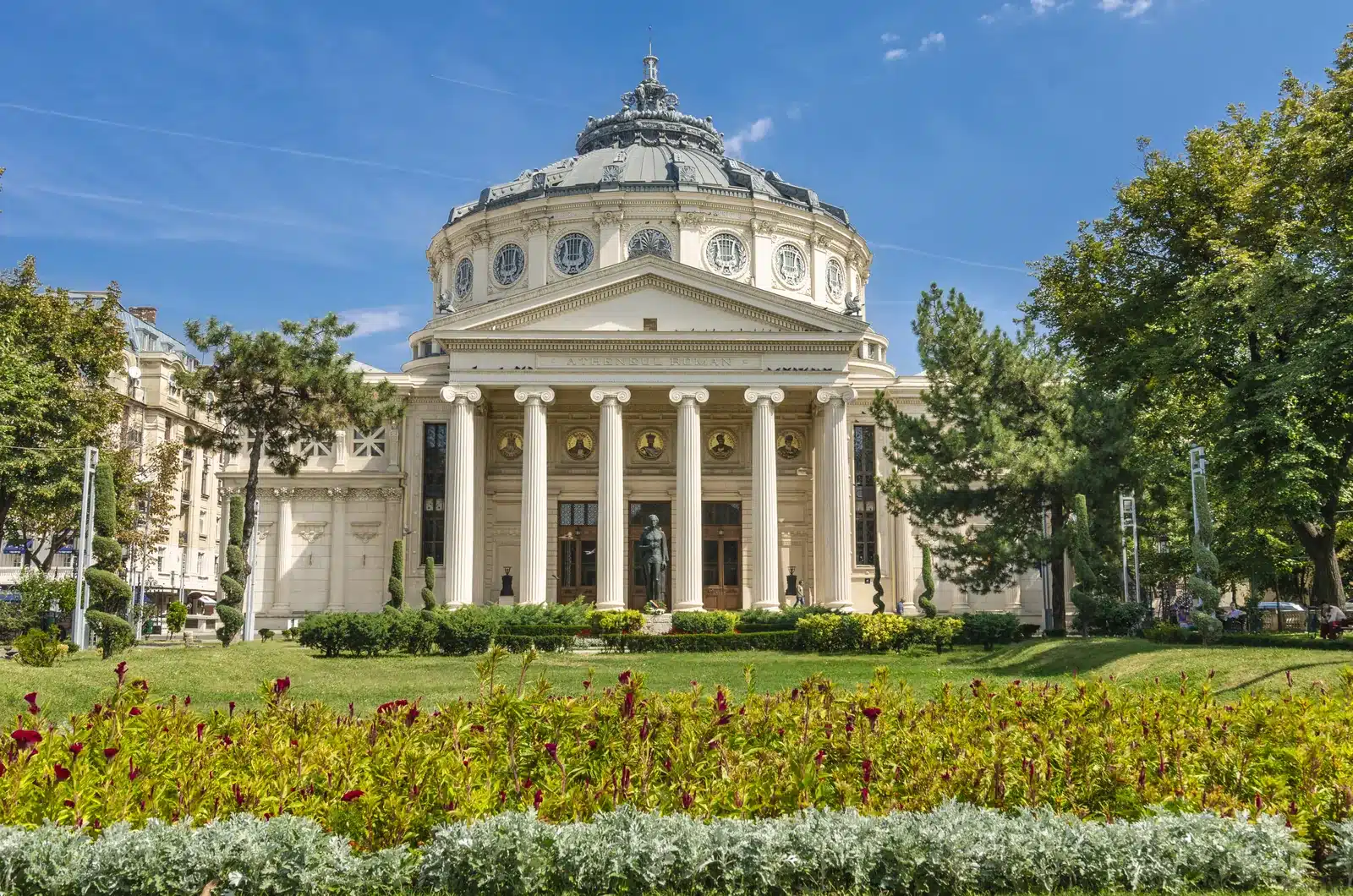 Romanian Athenaeum, meeting point for Bucharest in One Tour